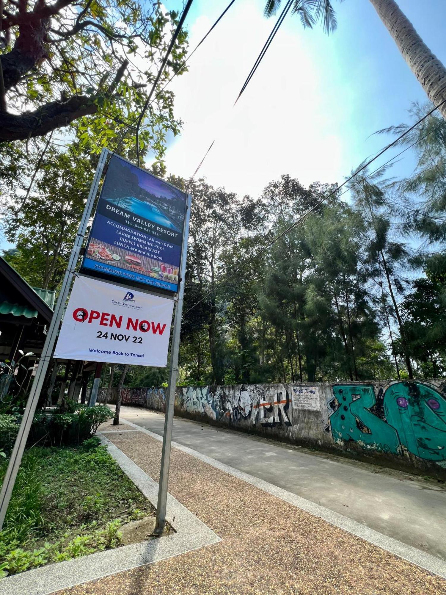 Dream Valley Resort, Pantai Tonsai Luaran gambar